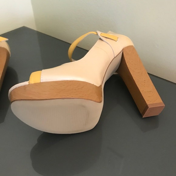 Colin Stuart Platform Heels - Picture 5 of 8